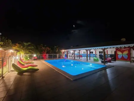 Maison charmante à Le Moule avec piscine partagée - Photo 23