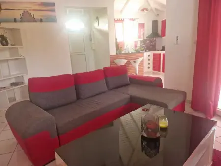 Maison charmante à Le Moule avec piscine partagée - Photo 28