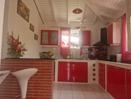 Maison charmante à Le Moule avec piscine partagée - Photo 29