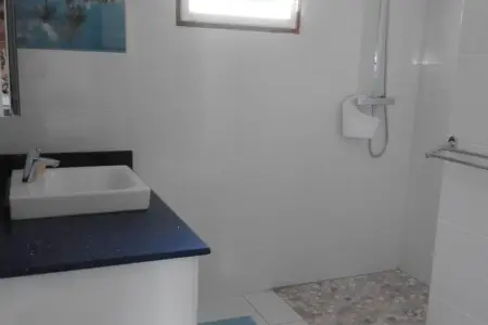 Maison de charme avec vue sur mer et montagne à Vieux-Habitants - Photo 6