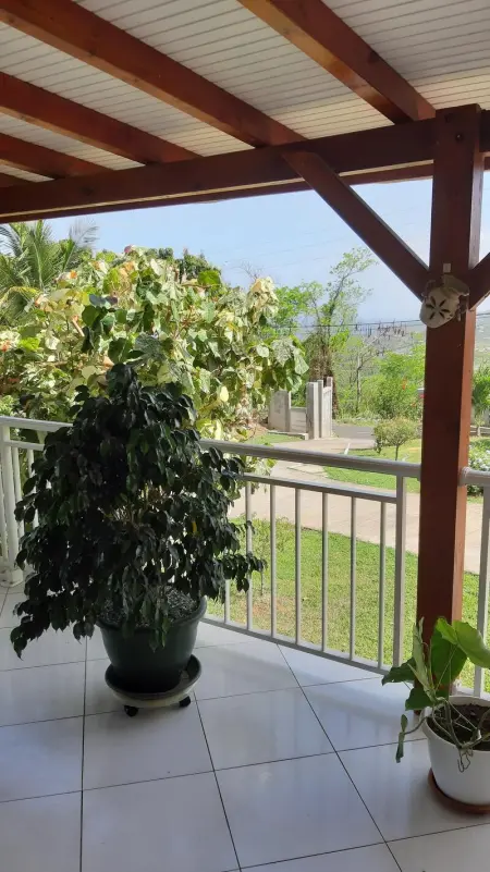 Maison de charme avec vue sur mer et montagne à Vieux-Habitants - Photo 16
