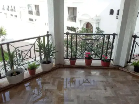 Appartement à Casablanca, Appartement chic à Casablanca avec piscine partagée - 100 m² - L1069833