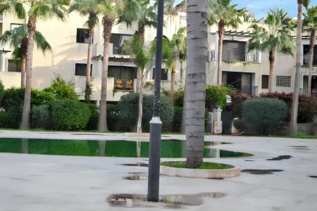 Appartement chic à Casablanca avec piscine partagée - 100 m² - Photo 12