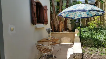 Appartement à Le Moule, Studio charmant au Moule avec jardin de 35 m² et barbecue - L1069839