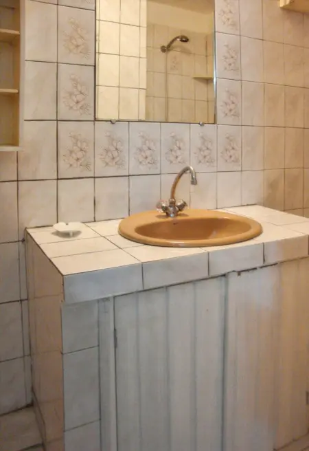 Appartement charmant à Port-Louis avec jardin clôturé - Photo 8