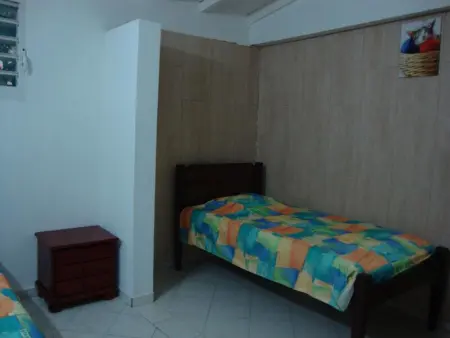 Appartement charmant à Port-Louis avec jardin clôturé - Photo 21