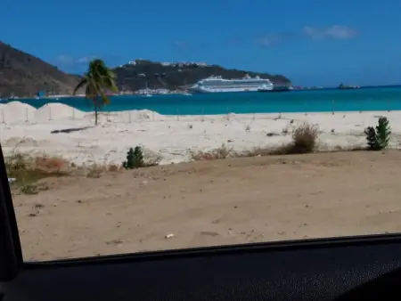 Maison chaleureuse à Le Moule avec piscine partagée - Photo 38
