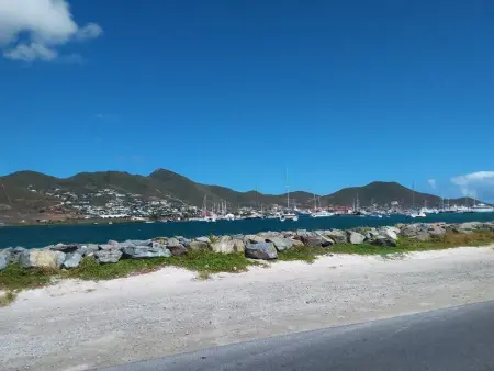 Maison chaleureuse à Le Moule avec piscine partagée - Photo 39