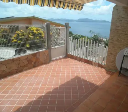 Appartement à Schoelcher, Appartement moderne à Schoelcher avec terrasse et vue mer - L1069867