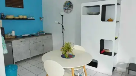 Appartement à La Trinité, Studio confortable à La Trinité 30 m² avec vue mer et jardin - L1069892