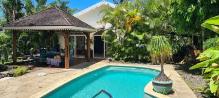 Villa à Bois De Nèfles, Saint Paul, Villa élégante avec piscine à Saint-Paul, Réunion, vue sur mer - L1069897