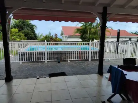 Villa élégante à Capesterre-Belle-Eau avec piscine privée - Photo 1