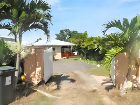 Villa élégante à Capesterre-Belle-Eau avec piscine privée - Photo 24