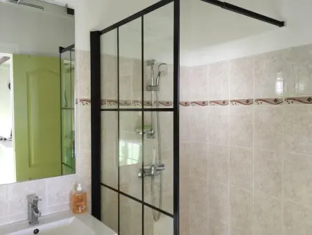 Appartement confortable avec vue sur mer à Bouillante, 50 m² - Photo 2