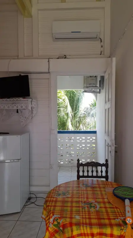 Appartement charmant à Capesterre-de-Marie-Galante, vue sur mer - Photo 5