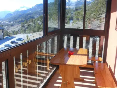 Appartement à Barcelonnette, Studio Cabine Sud-Ouest avec Balcon et Parking à Barcelonnette - L1070032