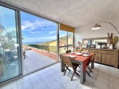 Appartement à Ajaccio, Appartement avec Terrasse Vue Mer, Clim et Parking à Ajaccio - 2 Chambres pour 4 Pers. - L1070360