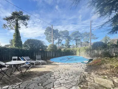 Villa à Arcachon, Maison rénovée avec piscine aux Abatilles, Arcachon - L1070534