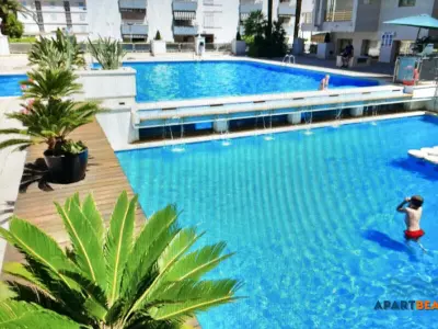 Appartement à Salou, Appartement confortable climatisé à 50m de la plage avec piscine et Wi-Fi à Salou - L1070778