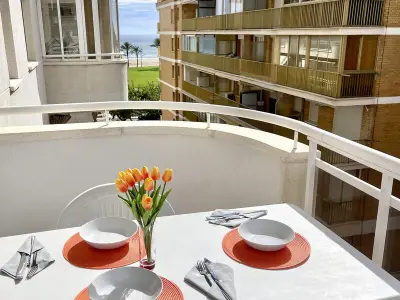 Appartement à La Pineda, Bel appartement avec terrasse vue plage, piscine et parking à La Pineda - L1070798