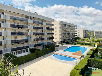 Appartement à La Pineda, Bel appartement climatisé, piscines, parking, proche plage - La Pineda - L1070810