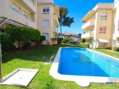 Appartement à Salou, Appartement Familial Relaxant, Climatisé, Proche Plage et Parc, Jardin Privatif et Piscine Communautaire - L1070813