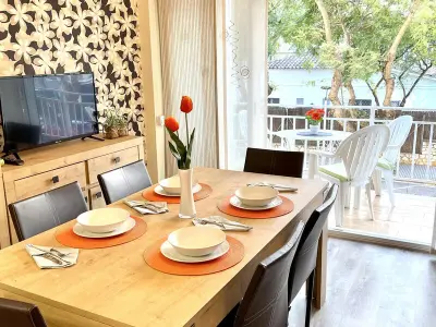 Appartement à Salou, **Appartement familial climatisé avec piscine à Salou, proche plages et commerces** - L1070839