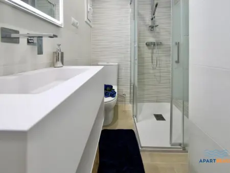 Appartement spacieux à La Pineda, 3 chambres, climatisé, front de mer - Photo 12