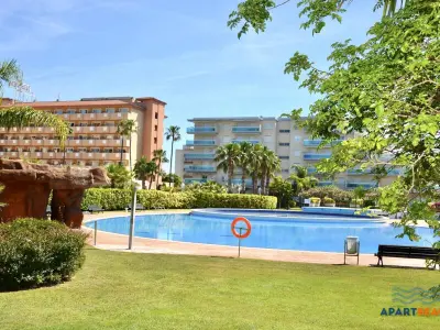 Appartement à La Pineda, Bel appartement climatisé avec piscines et activités à La Pineda - L1070846