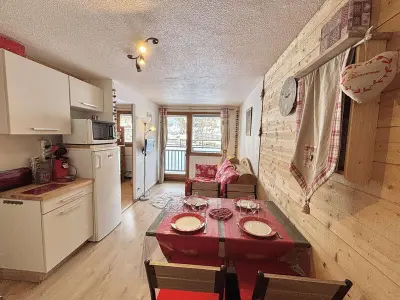 Appartement à Praz sur Arly, Studio cabine à Praz-Sur-Arly - 5 personnes avec parking - L1071050