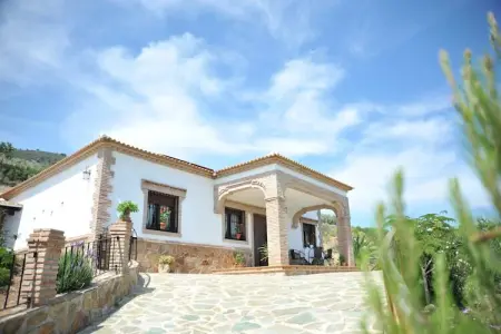 La Villa de Gema, Maison de campagne rustique avec piscine privée et vue imprenable sur le Torcal de Antequera - Photo 5