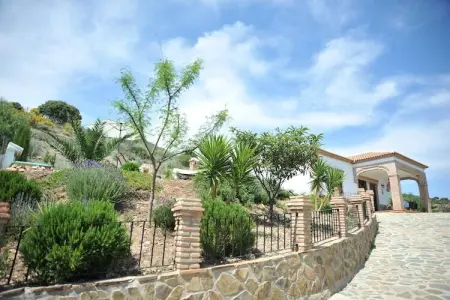 La Villa de Gema, Maison de campagne rustique avec piscine privée et vue imprenable sur le Torcal de Antequera - Photo 7