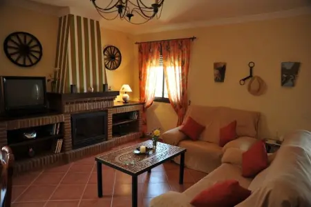 La Villa de Gema, Maison de campagne rustique avec piscine privée et vue imprenable sur le Torcal de Antequera - Photo 19