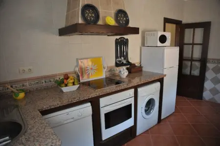 La Villa de Gema, Maison de campagne rustique avec piscine privée et vue imprenable sur le Torcal de Antequera - Photo 21