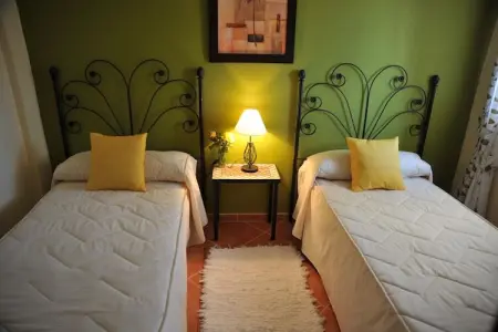 La Villa de Gema, Maison de campagne rustique avec piscine privée et vue imprenable sur le Torcal de Antequera - Photo 25