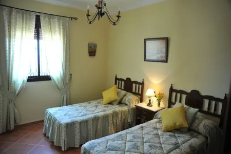 La Villa de Gema, Maison de campagne rustique avec piscine privée et vue imprenable sur le Torcal de Antequera - Photo 26