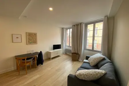 Appartement à Toulouse, Le Garonne - Lumineux studio proche Capitole - L1071098