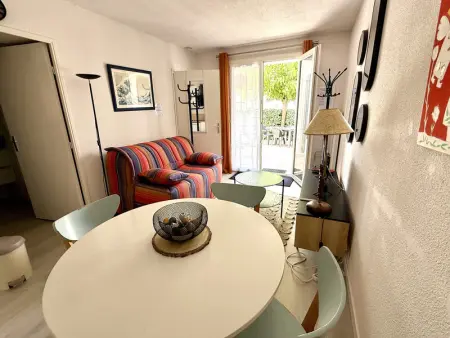 AGREABLE APPARTEMENT REFAIT A NEUF DANS UNE RESIDENCE DE VACANCES - Photo 4