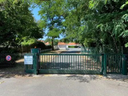 AGREABLE APPARTEMENT REFAIT A NEUF DANS UNE RESIDENCE DE VACANCES - Photo 8