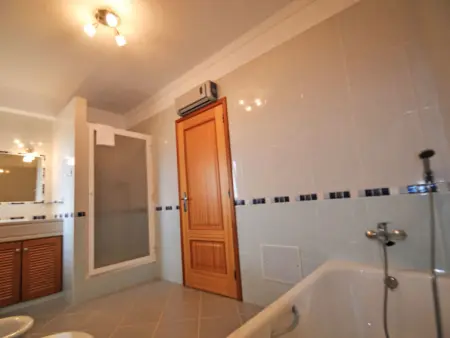 Romanzeira, Maison 9 personnes à Moncarapacho Olhão - Photo 11