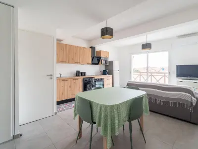 Appartement à Mimizan Mimizan Plage, Appartement moderne à 50m de l'océan, pour 4, avec parking à Mimizan Plage - L1071242