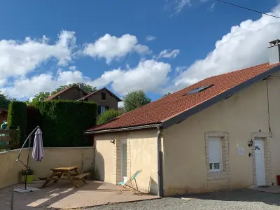 Gite à Faymont, Gîte familial avec terrasse et espace enfants à Faymont - L1071308