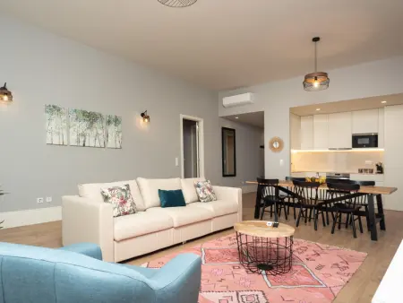 Appartement spacieux rénové avec climatisation, 2 chambres pour 6 personnes à Porto - Photo 2