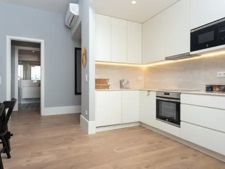 Appartement spacieux rénové avec climatisation, 2 chambres pour 6 personnes à Porto - Photo 8