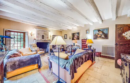 Location Maison 11 personnes à Bioussac - Photo 2