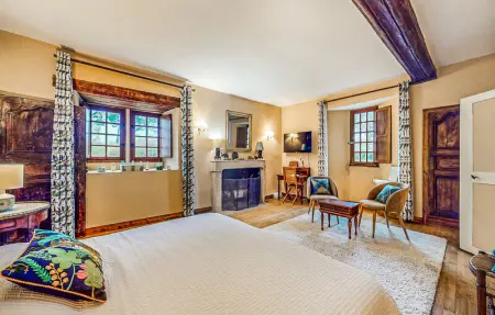 Location Maison 11 personnes à Bioussac - Photo 23