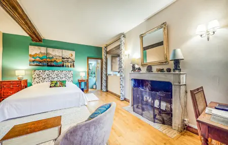 Location Maison 11 personnes à Bioussac - Photo 24