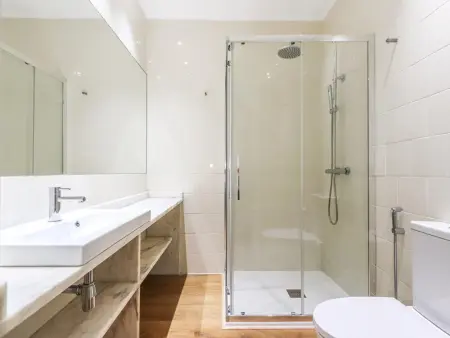 Appartement moderne 2 chambres Lisbonne, quartier Campo de Ourique - Photo 16