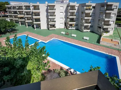 Appartement à Creixell, AT155 Roma: Apartamento muy bien equipado y con piscina - L1071545