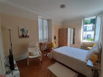 Appartement à Aix les Bains, Studio charmant avec kitchenette séparée, animaux acceptés à Aix-les-Bains - L1071602